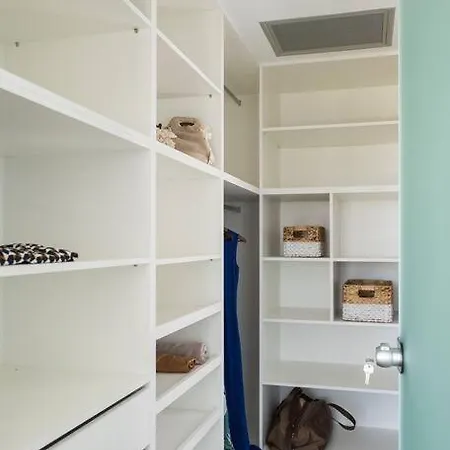 Lux Alas -stunning Views-ps4-family *