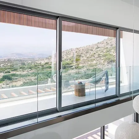 Lux Alas -stunning Views-ps4-family Χανιά